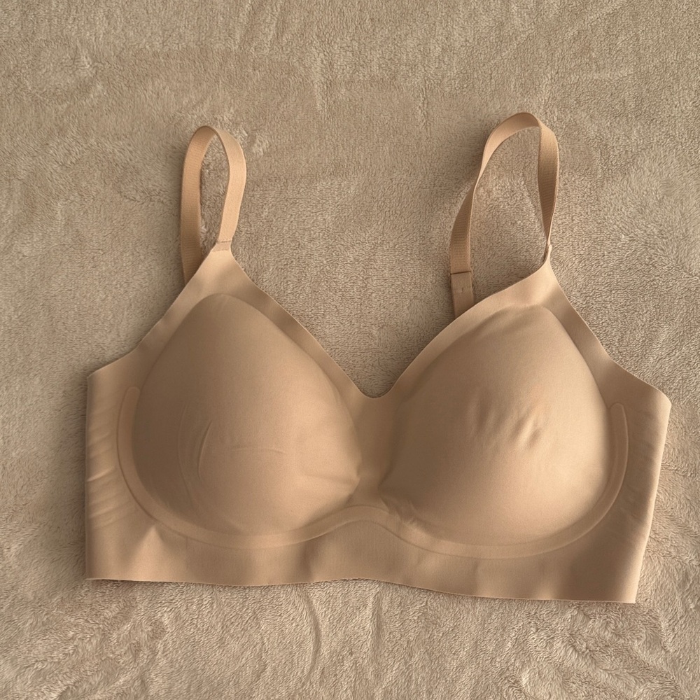Super Soft Nude Wireless Bra / M